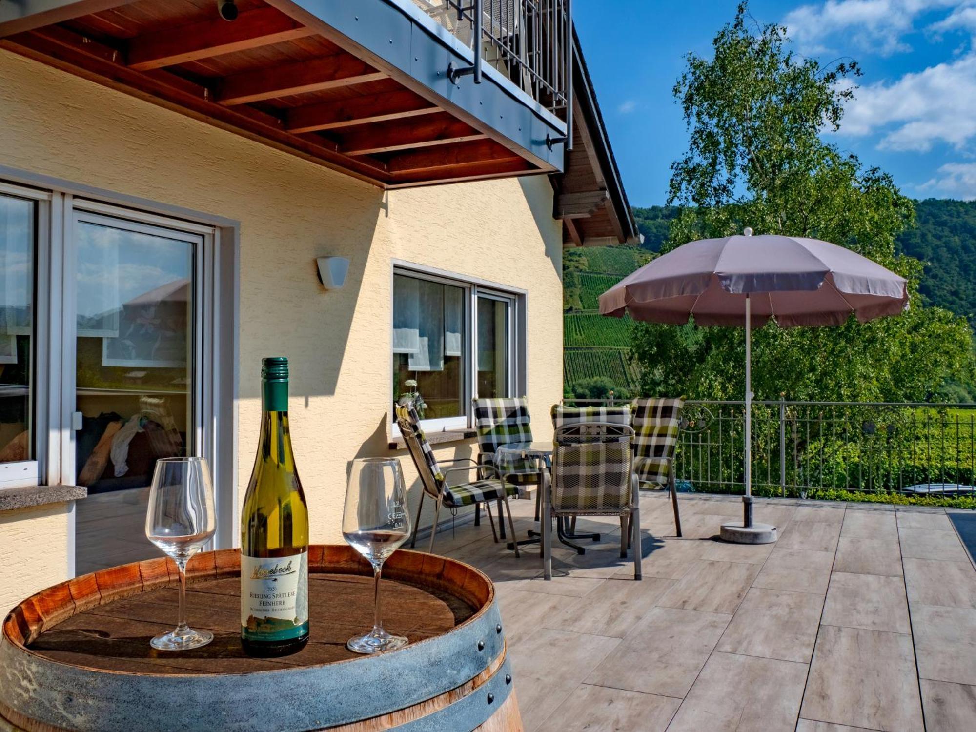 Ferienweingut Winnebeck Kowerich ภายนอก รูปภาพ