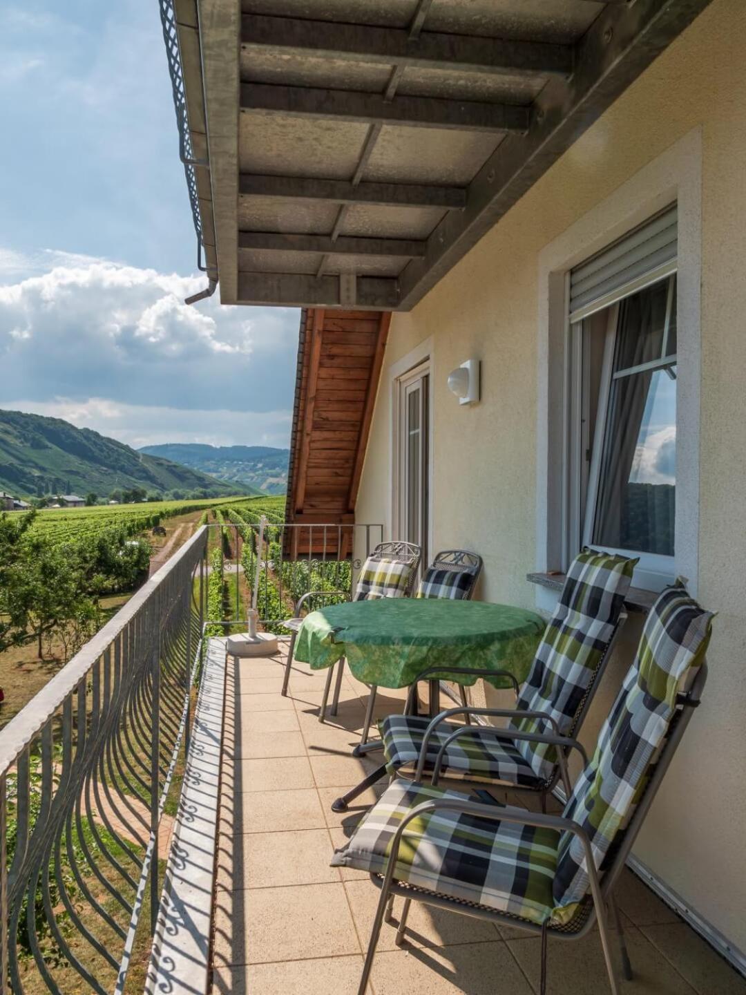 Ferienweingut Winnebeck Kowerich ภายนอก รูปภาพ